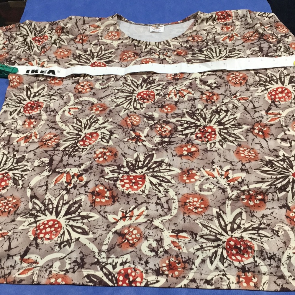 Item #30 Ladies Blouse